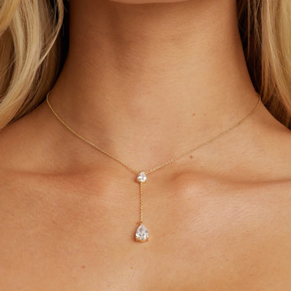 Lane drop pendant necklace